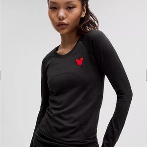 Disney x lululemon
Swiftly Tech Long-Sleeve Shirt 2.0 Hip Length